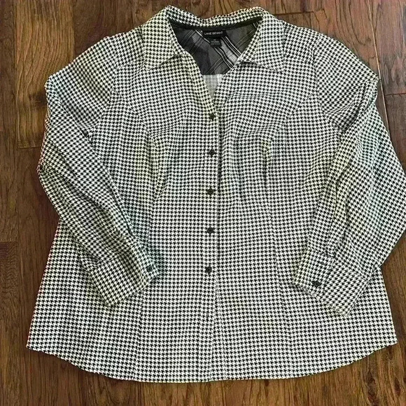 Lane Bryant Houndstooth button down shirt - Picture 1 of 3